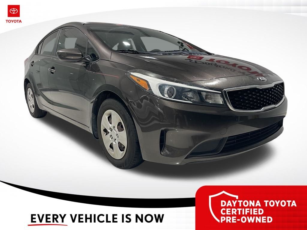 2018 Kia Forte LX — photo 1 of 10