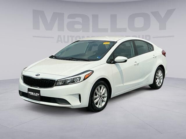 2017 Kia Forte LX — photo 1 of 26