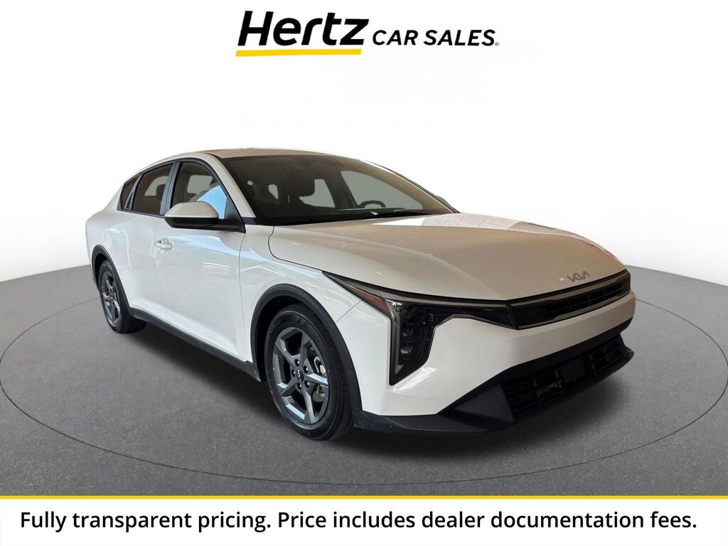 2025 Kia K4 LXS — photo 1 of 47