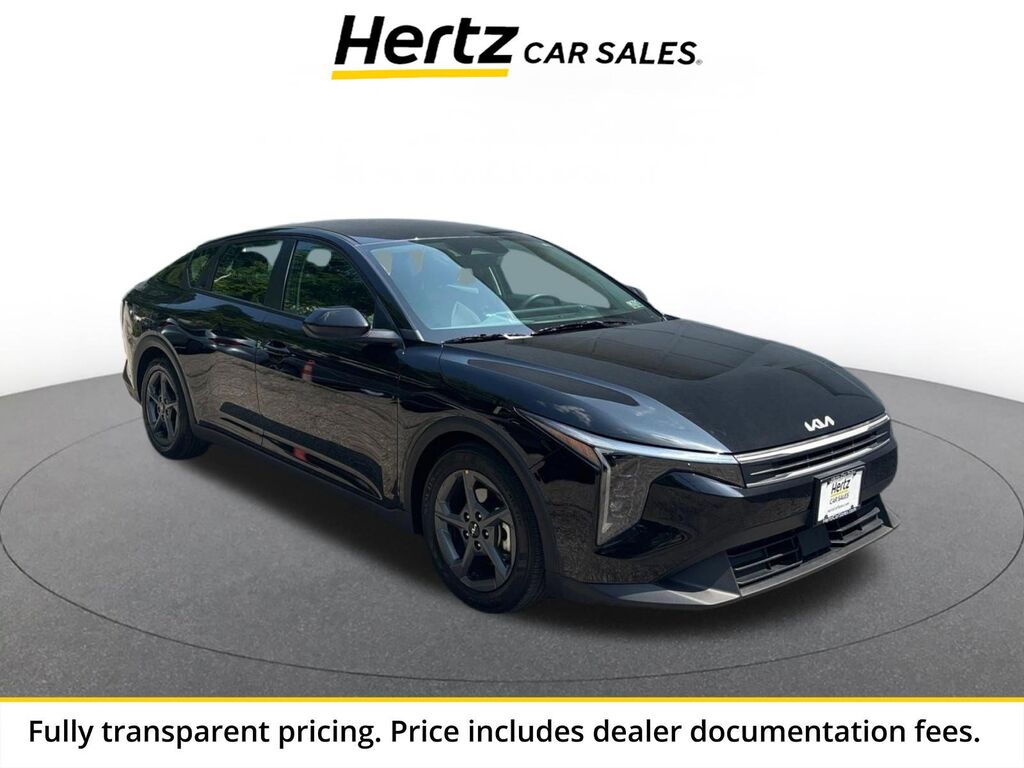 2025 Kia K4 LXS — photo 1 of 13