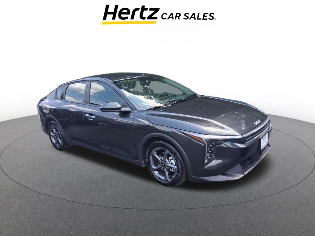2026 Kia K4 LXS — photo 1 of 26