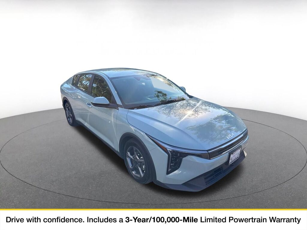 2026 Kia K4 LXS — photo 1 of 1