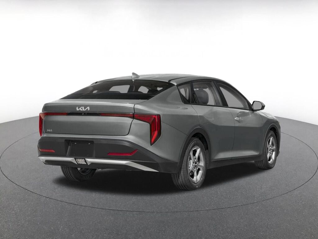 2026 Kia K4 LXS — photo 1 of 1