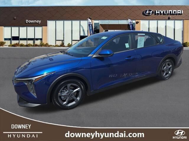 2025 Kia K4 LXS — photo 1 of 39