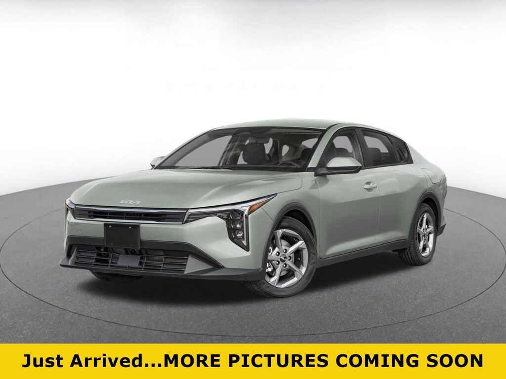 2026 Kia K4 LXS — photo 1 of 29