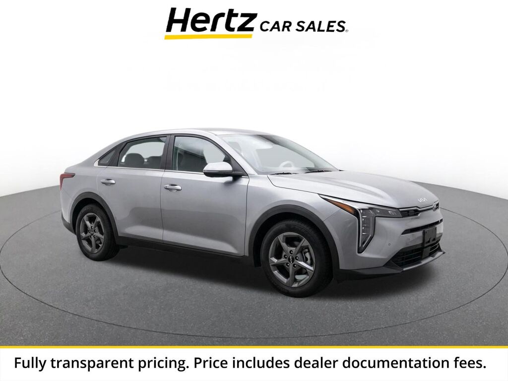2026 Kia K4 LXS — photo 1 of 23