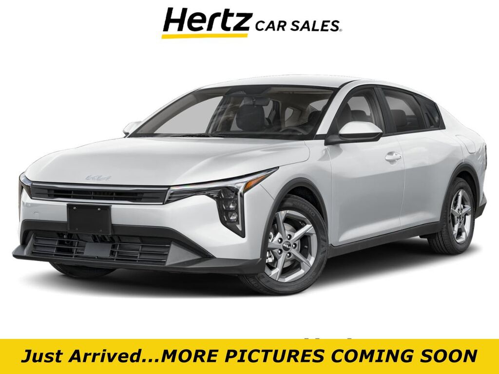 2025 Kia K4 LXS — photo 1 of 1