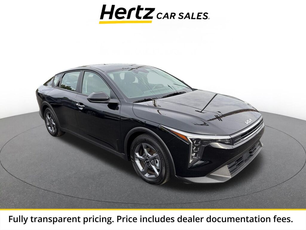 2026 Kia K4 LXS — photo 1 of 2