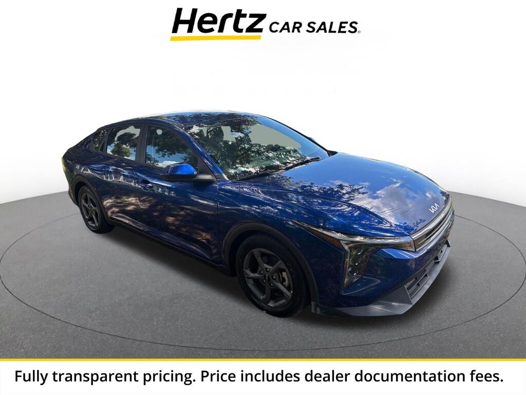 2025 Kia K4 LXS — photo 1 of 1