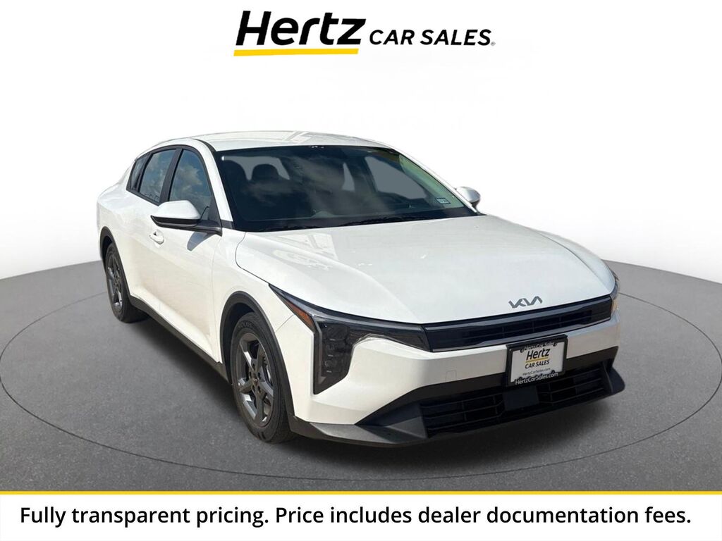 2025 Kia K4 LXS — photo 1 of 1