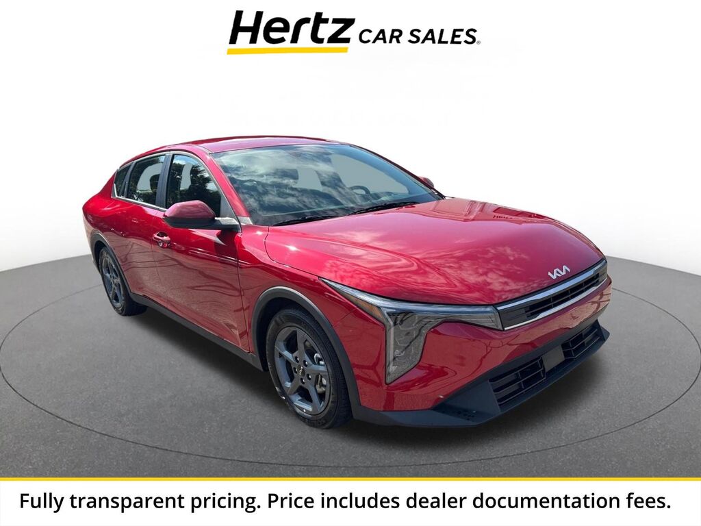2026 Kia K4 LXS — photo 1 of 13