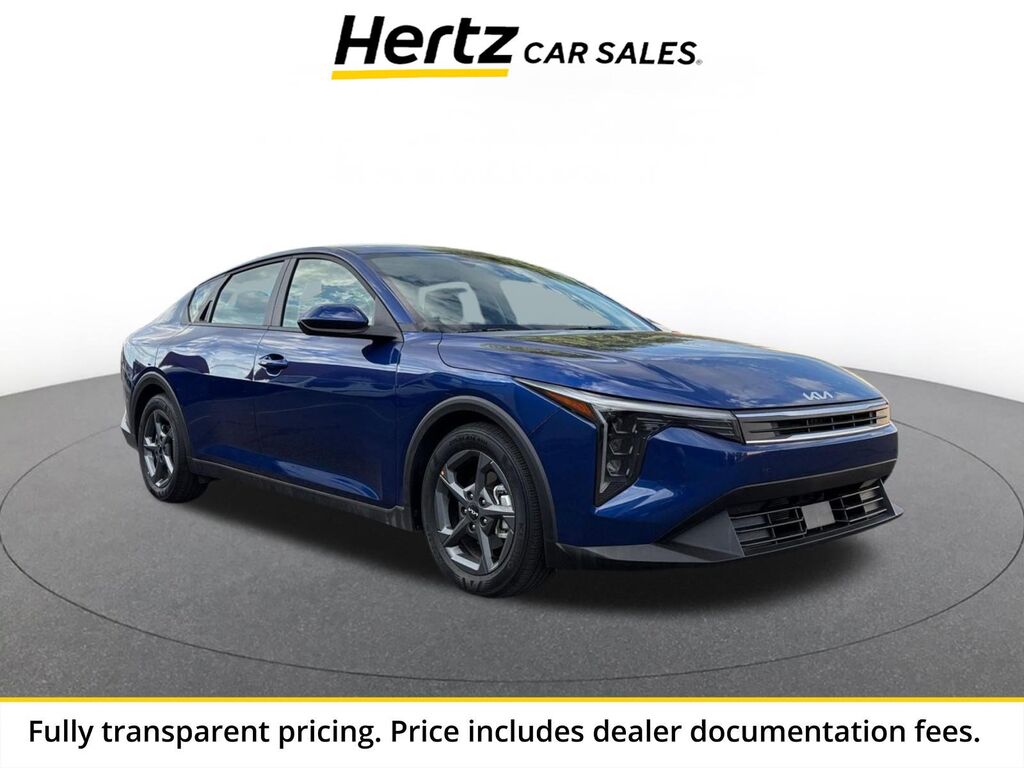 2026 Kia K4 LXS — photo 1 of 13