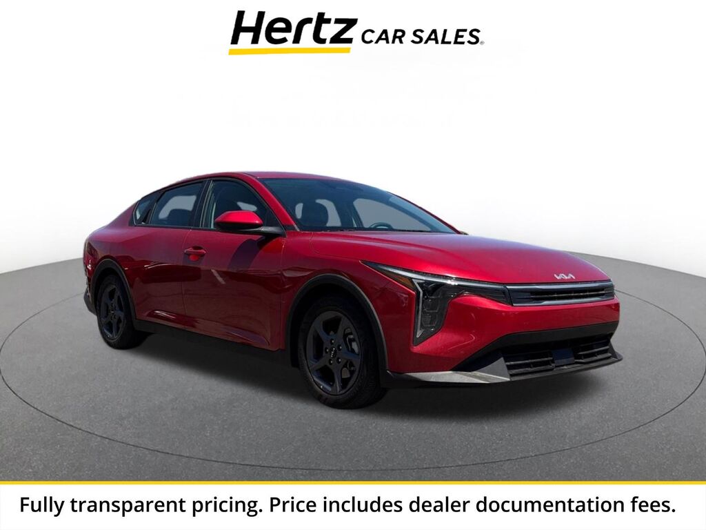 2025 Kia K4 LXS — photo 1 of 13