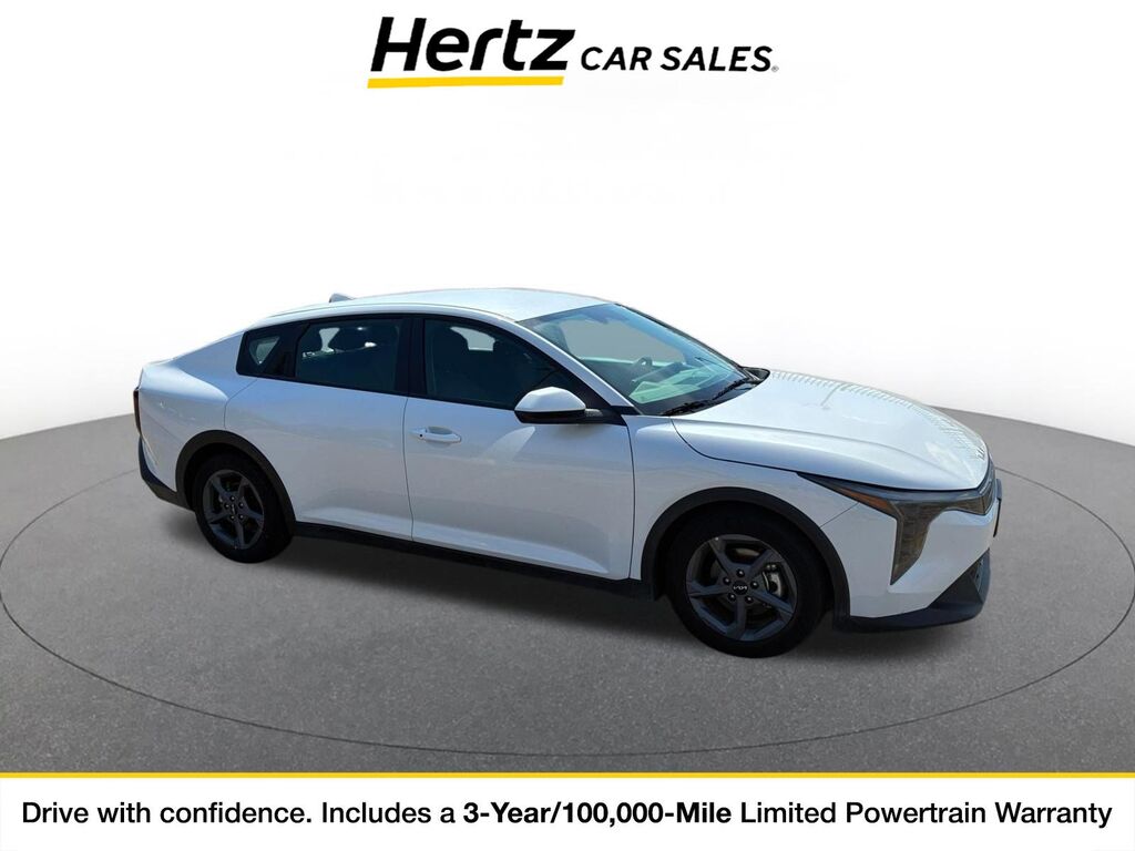 2025 Kia K4 LXS — photo 1 of 1
