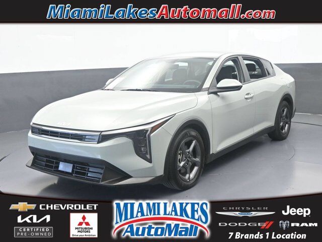 2025 Kia K4 LXS
