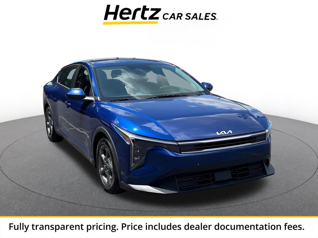 2025 Kia K4 LXS — photo 1 of 26