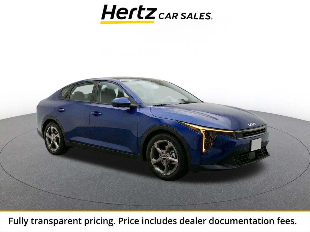 2025 Kia K4 LXS — photo 1 of 23