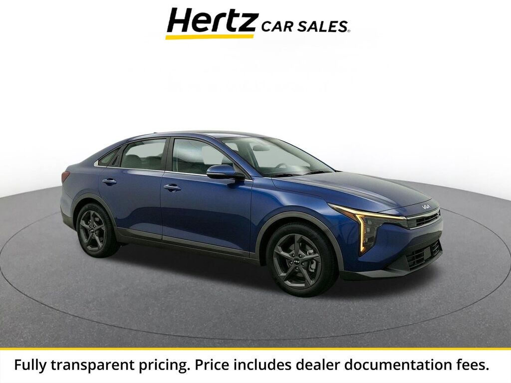 2026 Kia K4 LXS — photo 1 of 25