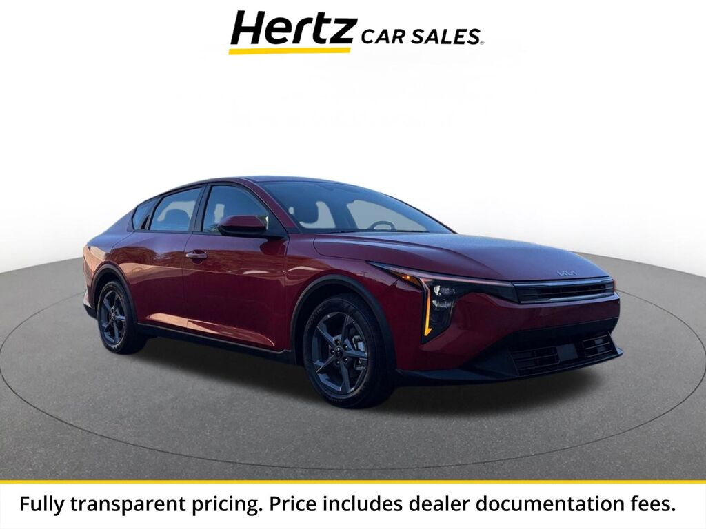 2026 Kia K4 LXS — photo 1 of 13