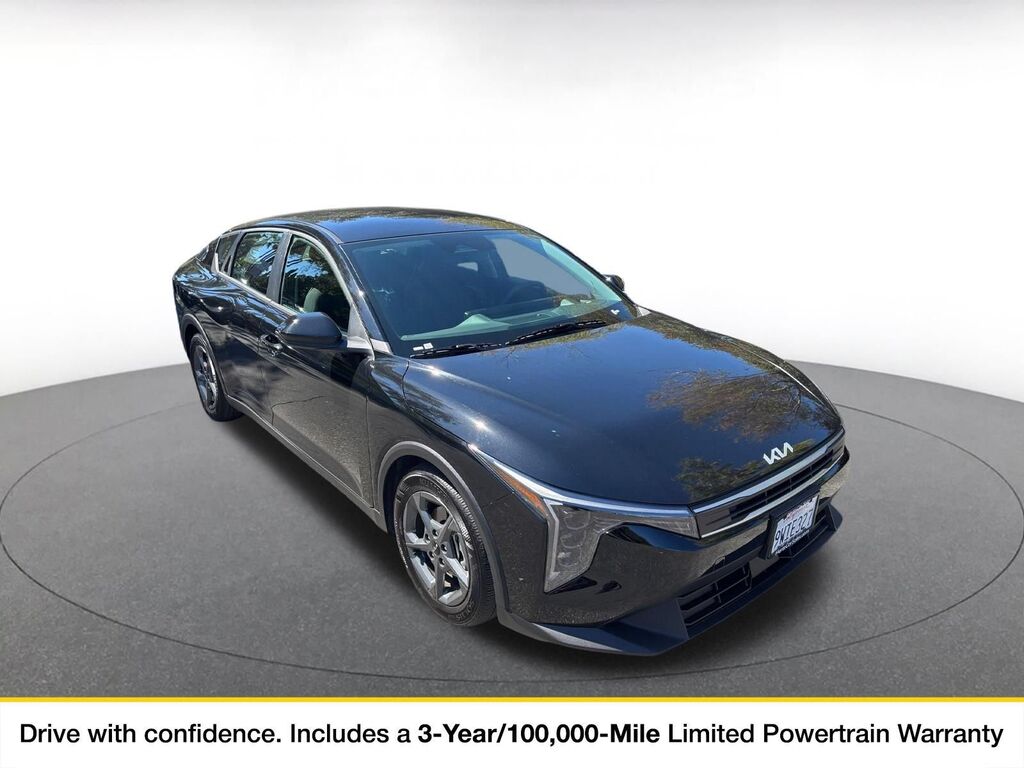 2026 Kia K4 LXS — photo 1 of 1