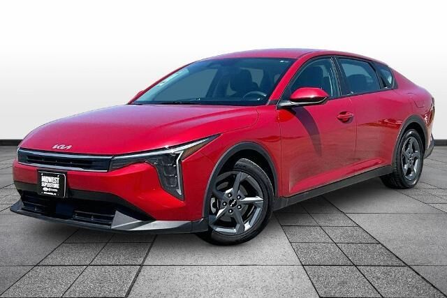2025 Kia K4 LX
