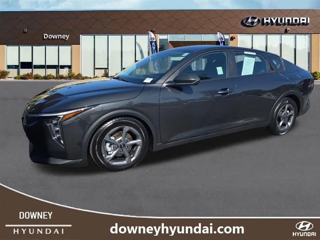 2025 Kia K4 LXS — photo 1 of 1