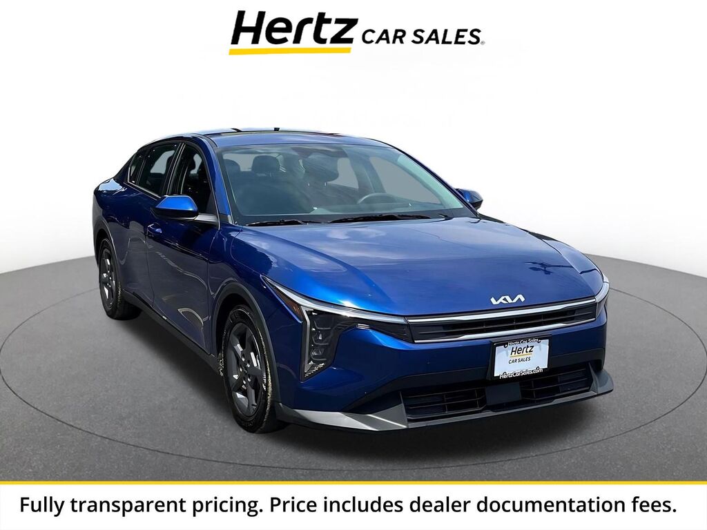 2025 Kia K4 LXS — photo 1 of 26