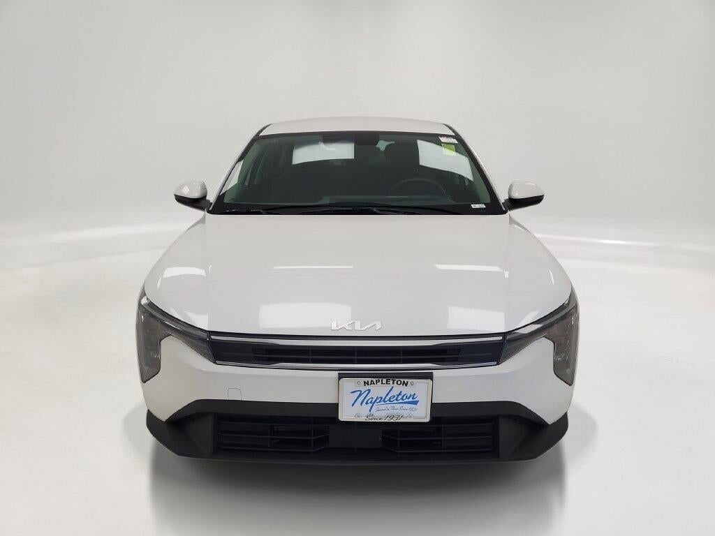 2025 Kia K4 LXS — photo 1 of 12