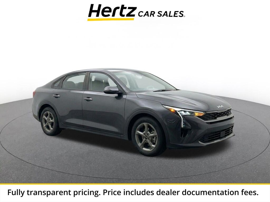 2025 Kia K4 LXS — photo 1 of 23