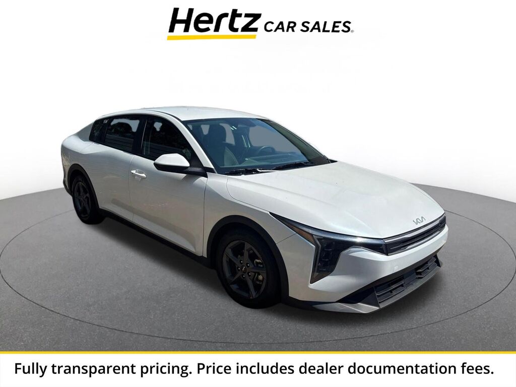 2025 Kia K4 LXS — photo 1 of 1
