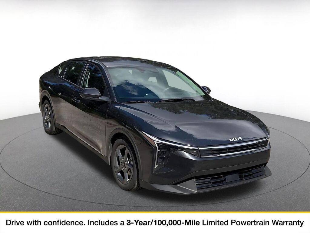 2026 Kia K4 LXS — photo 1 of 1