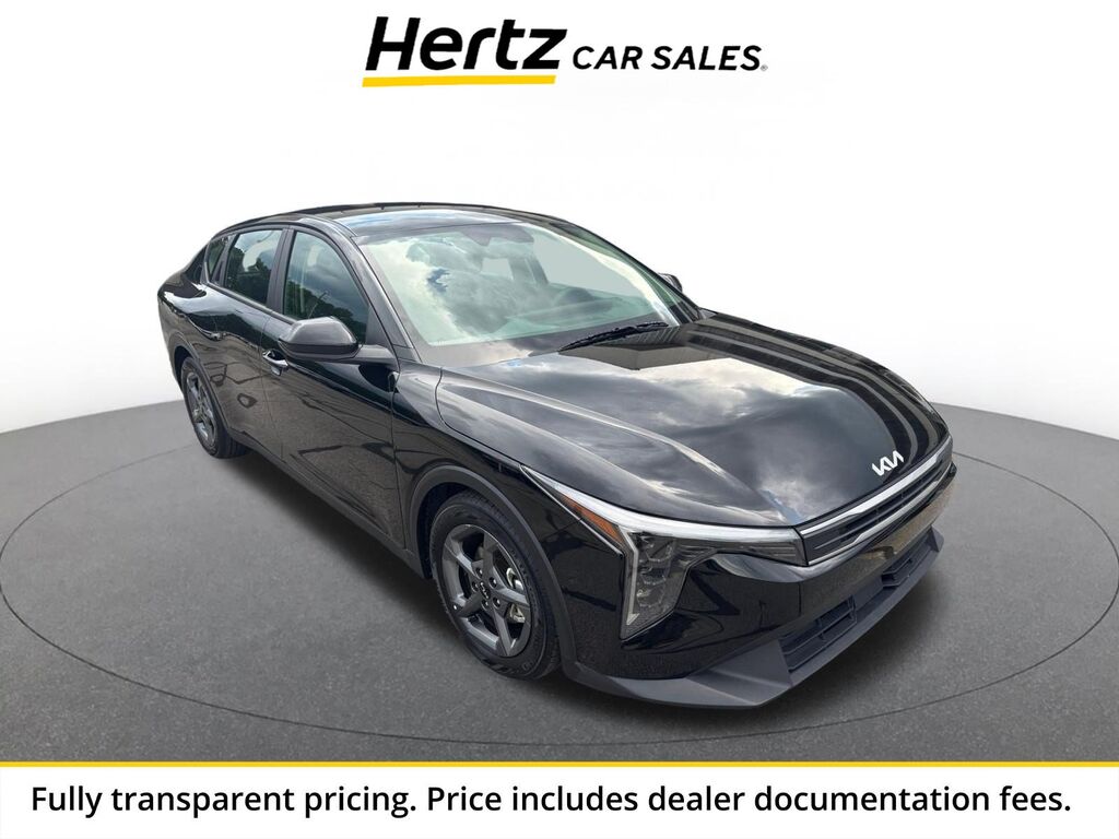 2025 Kia K4 LXS — photo 1 of 23