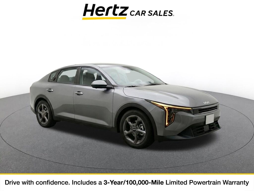 2025 Kia K4 LXS — photo 1 of 1