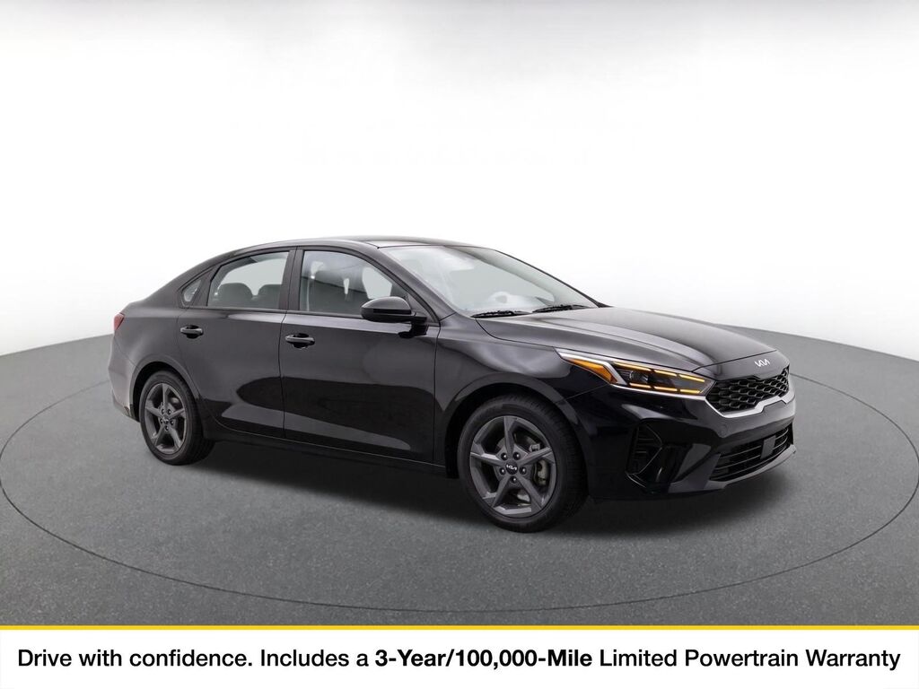 2025 Kia K4 LXS — photo 1 of 1