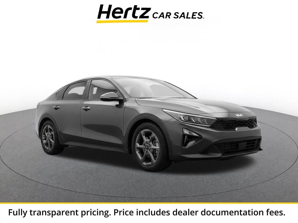 2025 Kia K4 LXS — photo 1 of 1