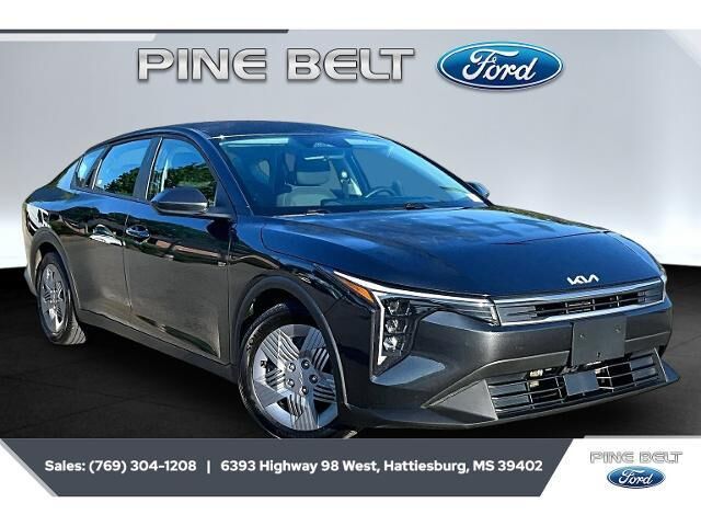 2025 Kia K4 LX