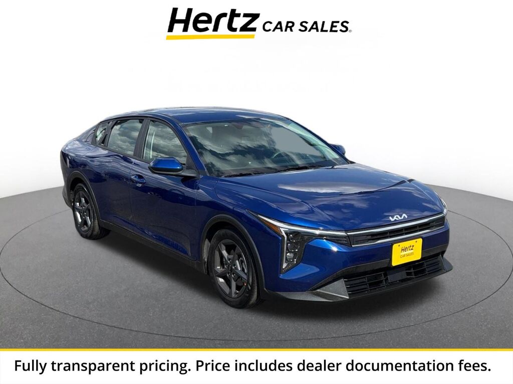 2026 Kia K4 LXS — photo 1 of 2