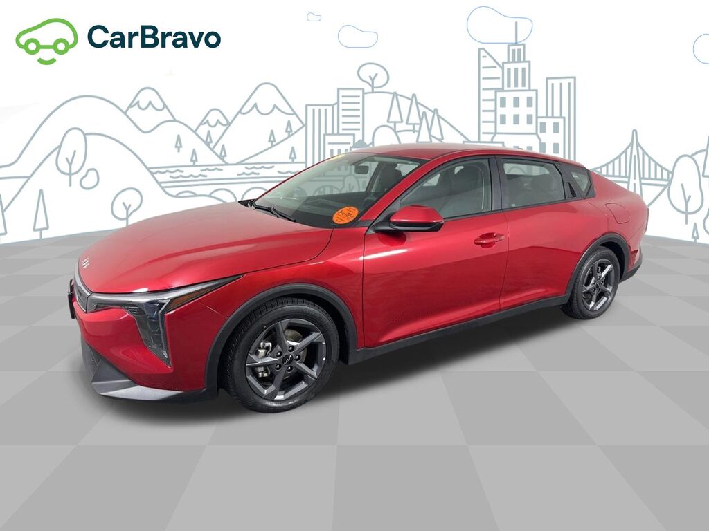 2025 Kia K4 LXS — photo 1 of 6