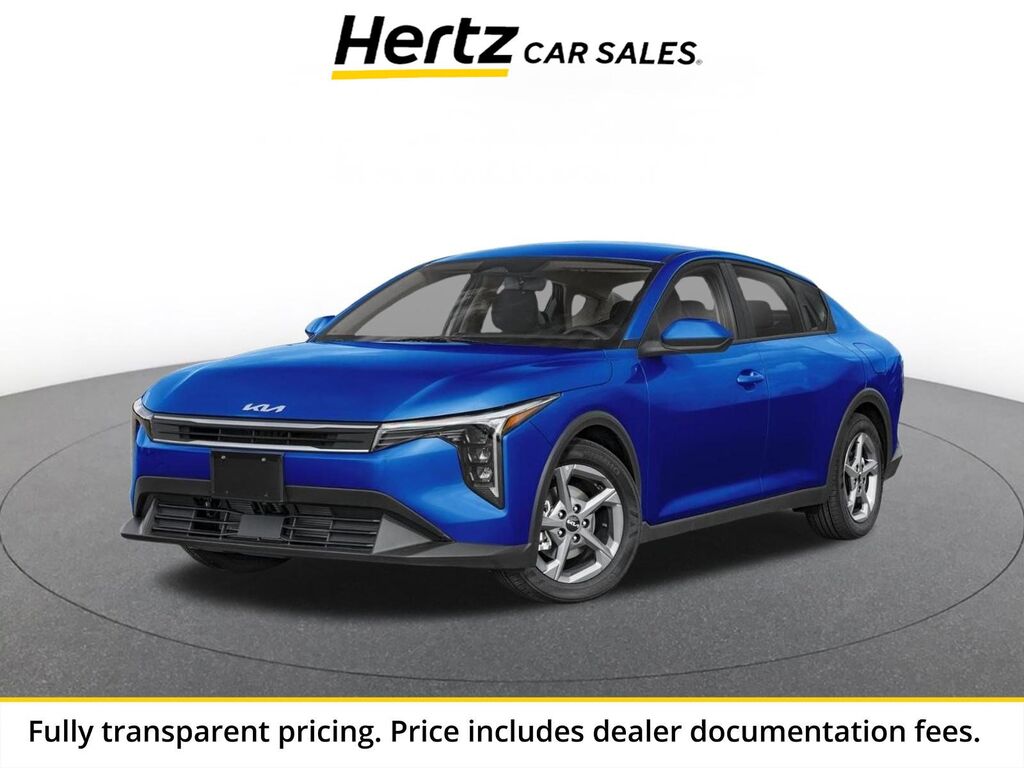 2025 Kia K4 LXS — photo 1 of 5