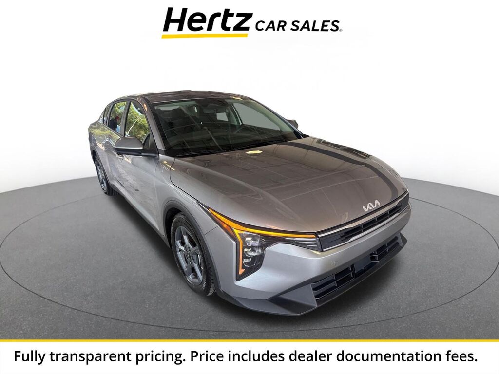 2026 Kia K4 LXS — photo 1 of 2