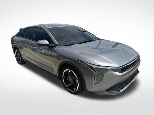 2025 Kia K4 EX — photo 1 of 39