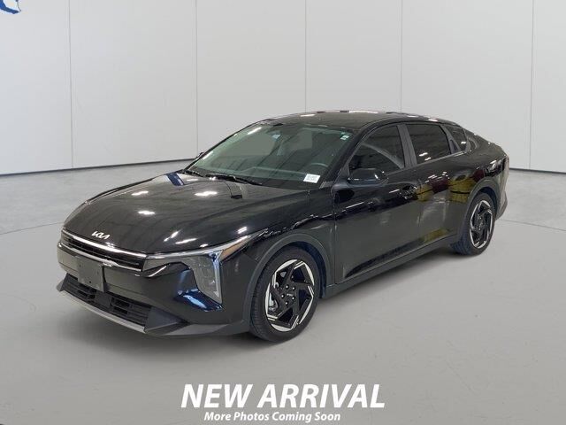 2025 Kia K4 EX — photo 1 of 13