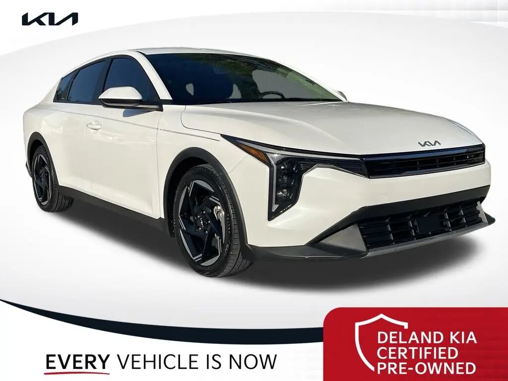 2025 Kia K4 EX — photo 1 of 13