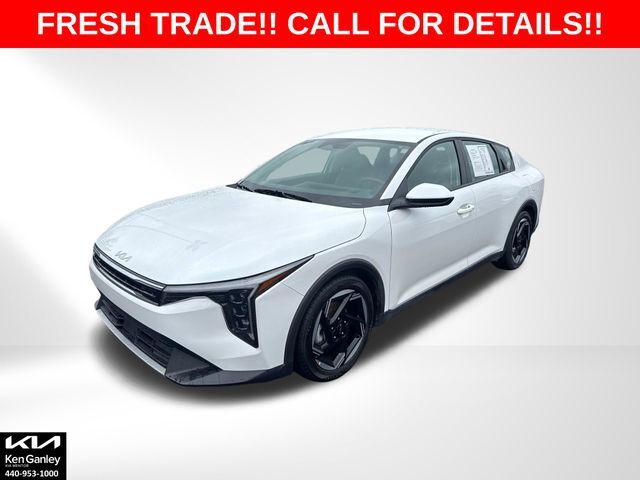 2025 Kia K4 EX — photo 1 of 10
