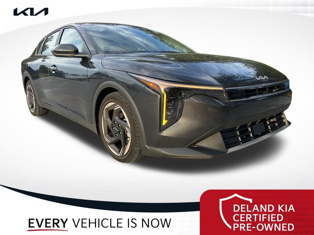 2025 Kia K4 EX — photo 1 of 10