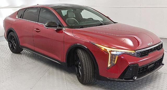 2025 Kia K4 GT-Line Turbo