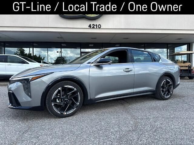 2025 Kia K4 GT-Line — photo 1 of 26