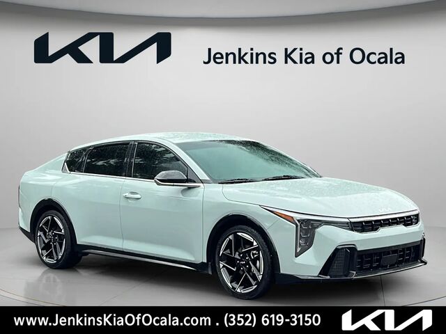 2025 Kia K4 GT-Line
