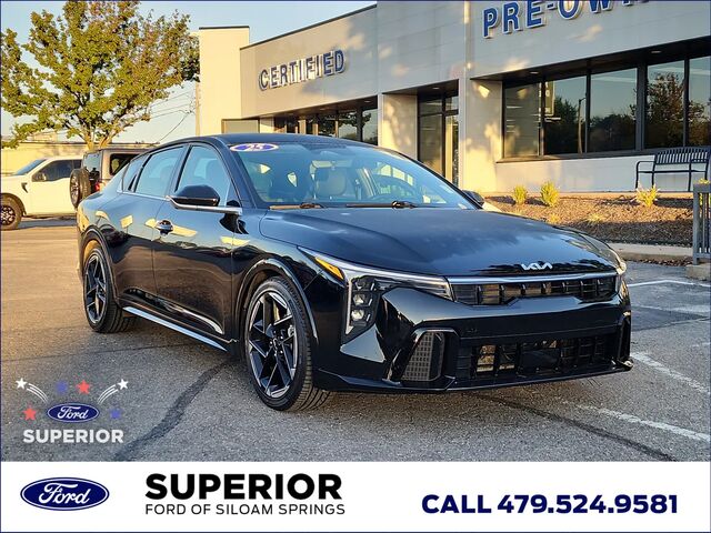 2025 Kia K4 GT-Line