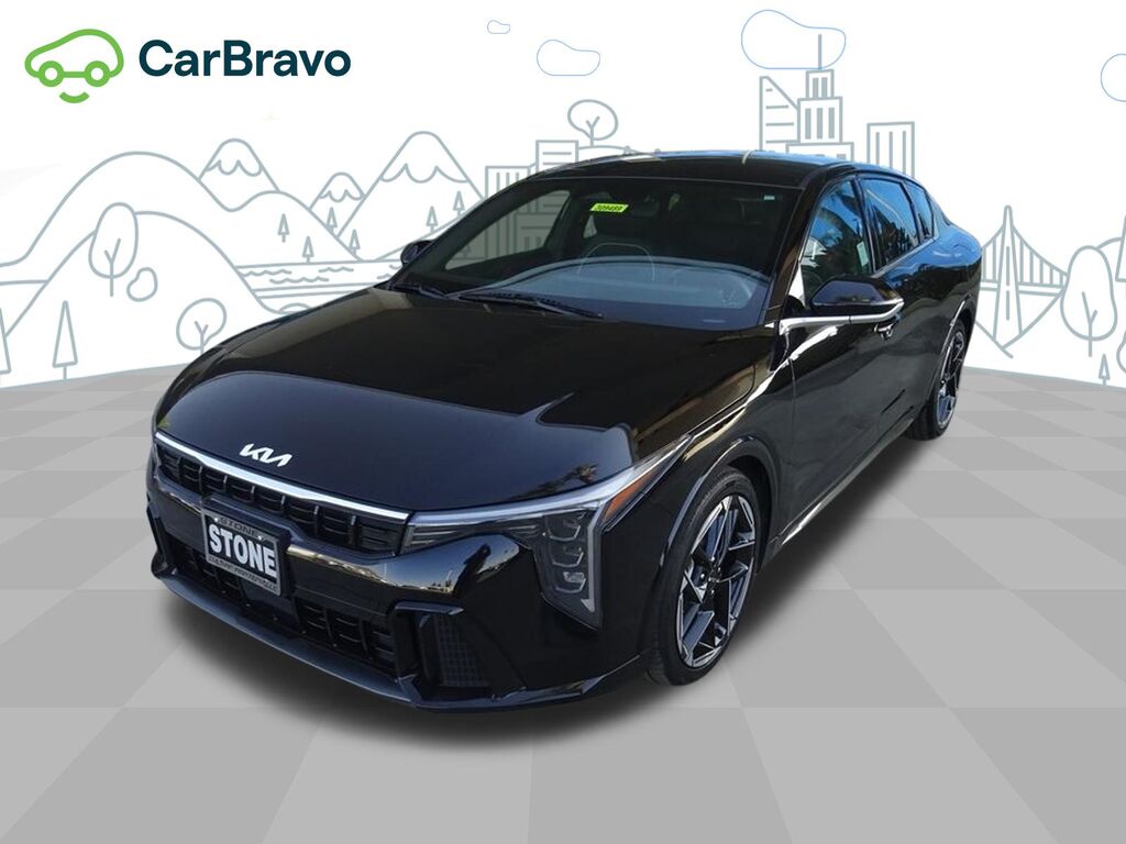 2025 Kia K4 GT-Line — photo 1 of 6